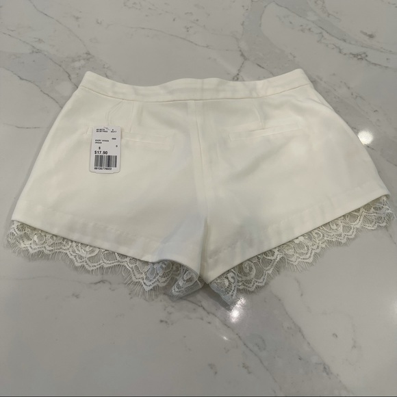 NWT Forever 21 off white lace hem shorts - Picture 12 of 16